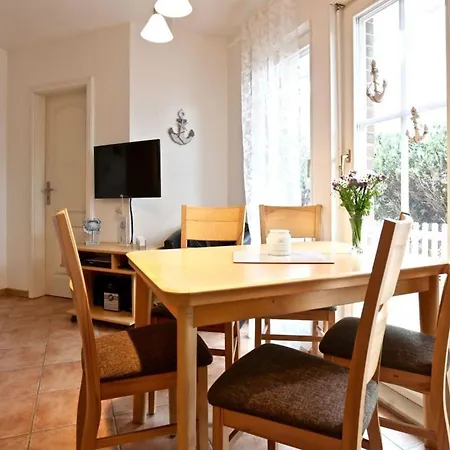 Anchorage South Modern Retreat *